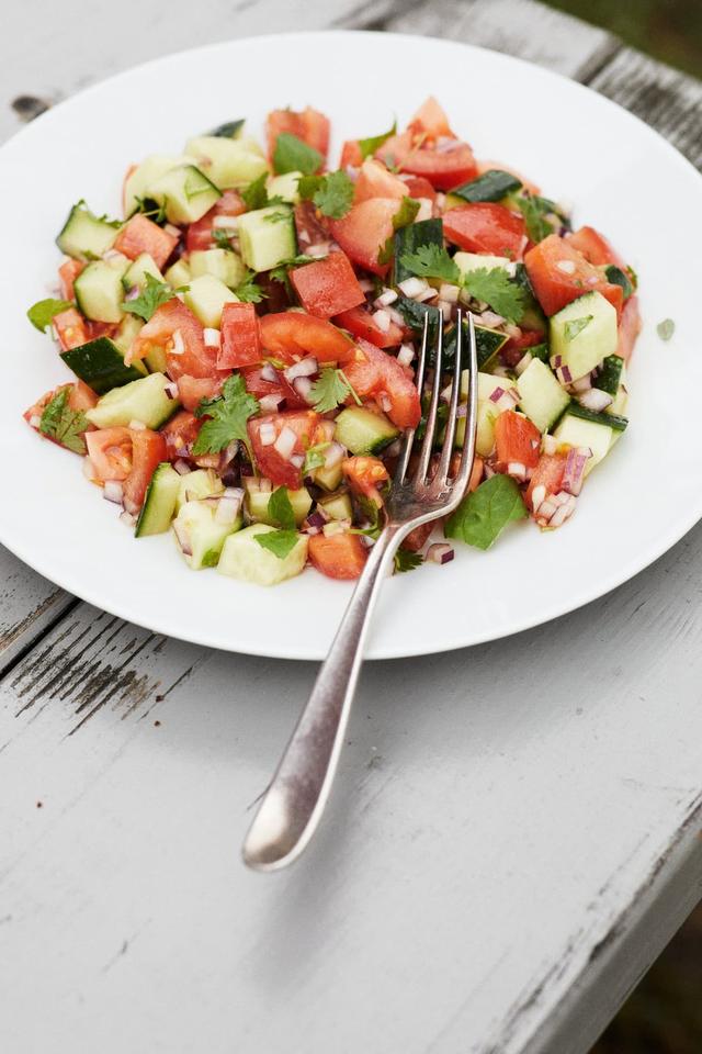 Salat med koriander og mynte