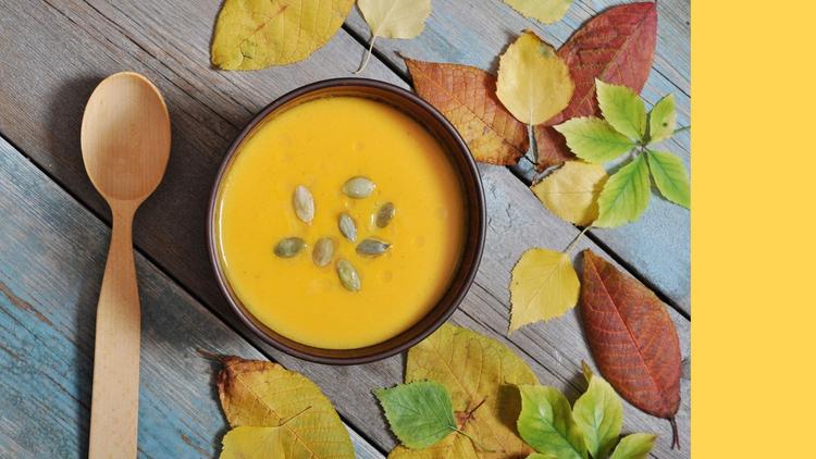 Gresskar- og kyllingsuppe med kokosmelk