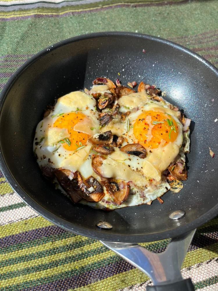 Mushroom fried eggs