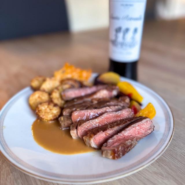 Entrecôte med brunostsaus