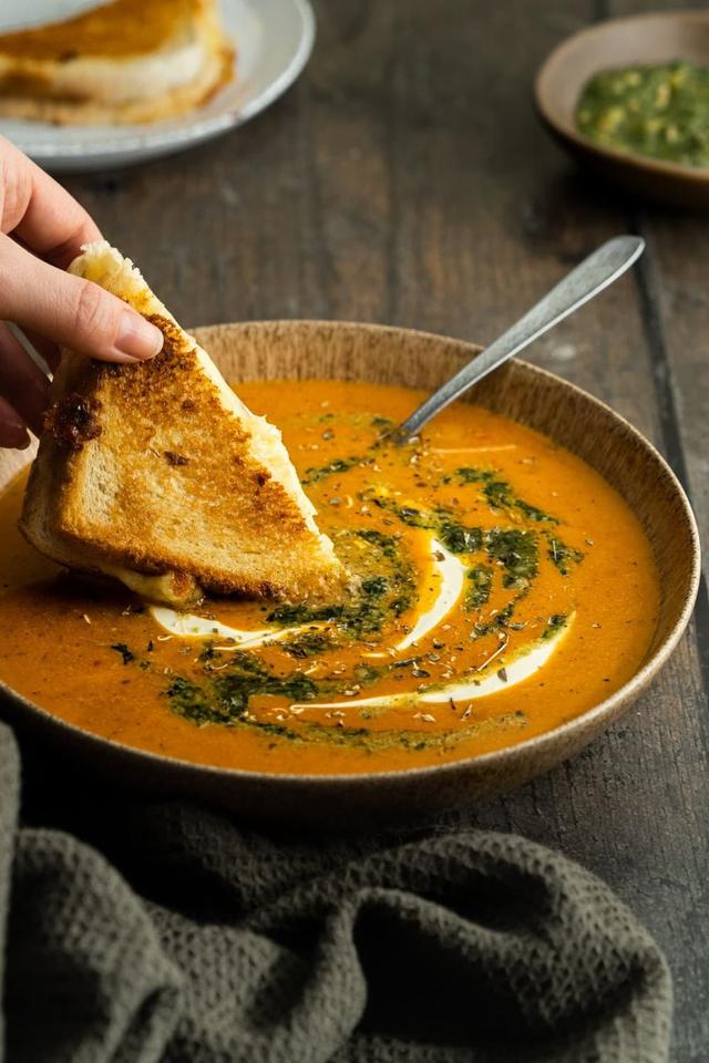 Roasted Pepper Soup