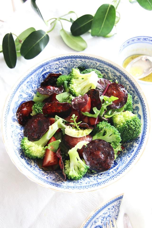 Crispy Salami Broccoli Salad