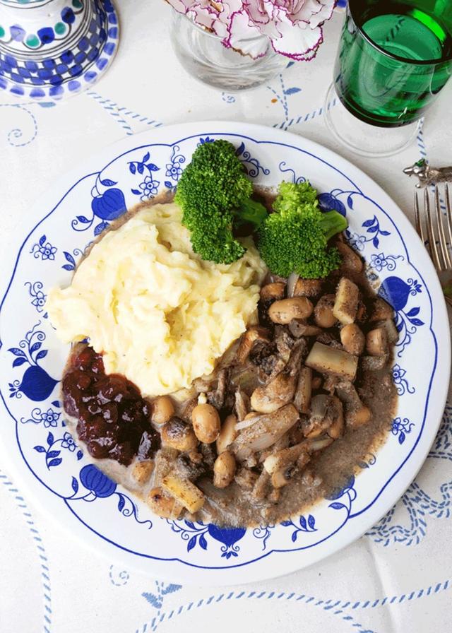 Vegan Stroganoff with Leftover Mushroom Soup