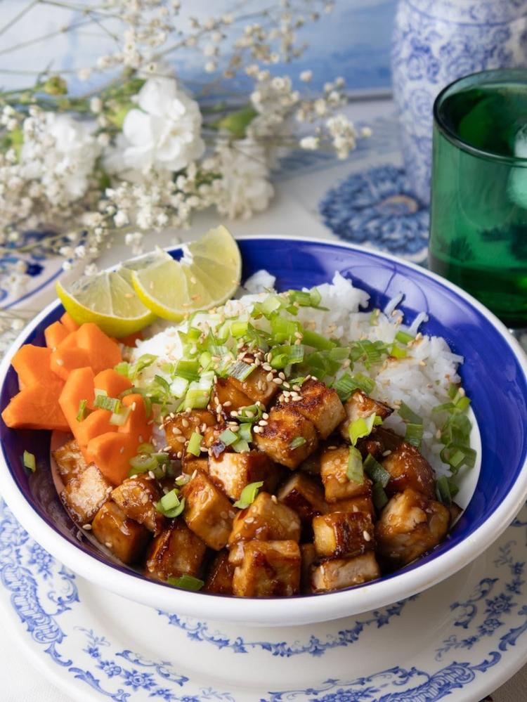 Sticky lime-tofu med ris