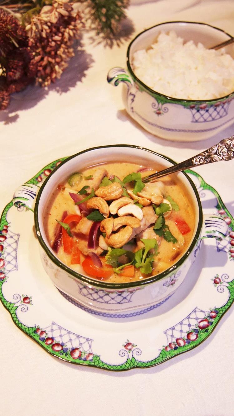 Rød curry med kalkun og ris