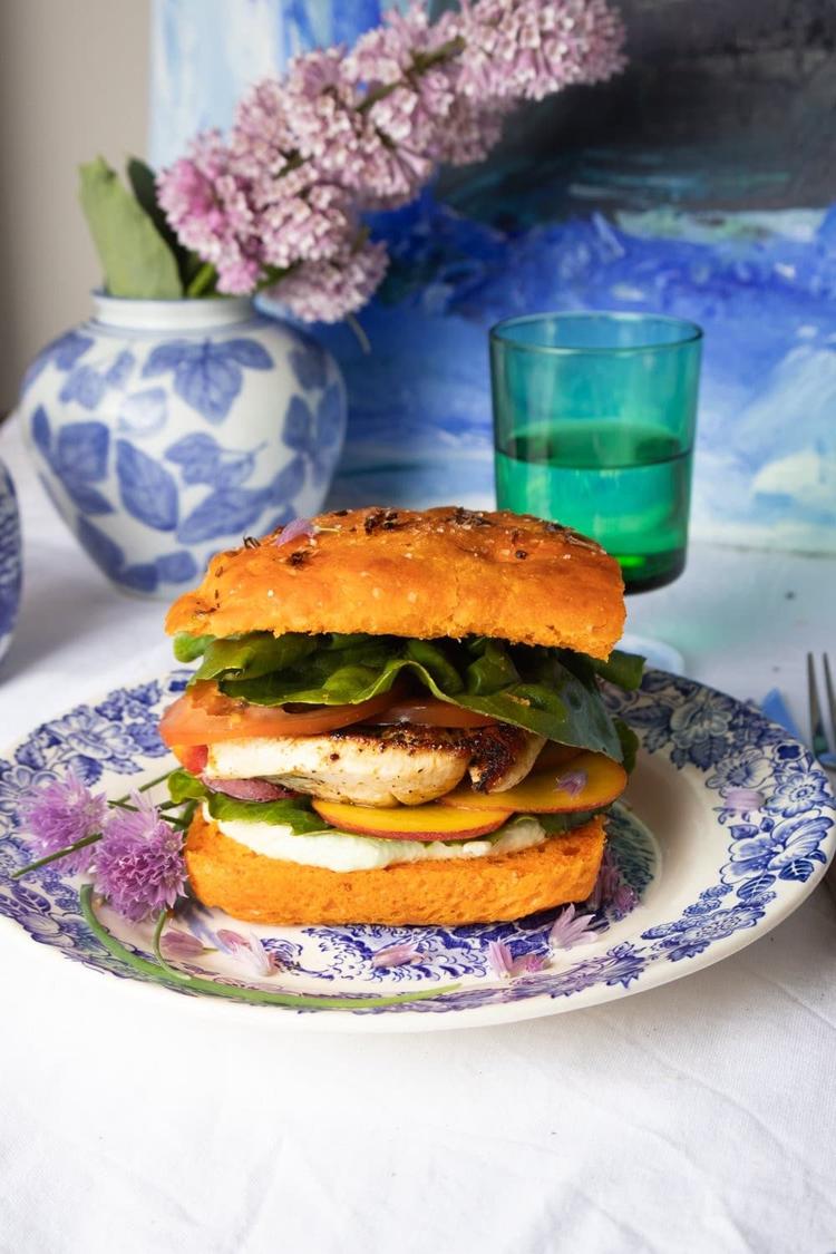 Chicken Sandwich with Cottage Cheese Cream