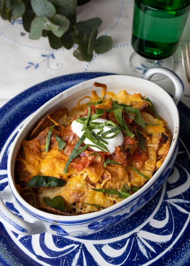 Nachos med ost og salsa