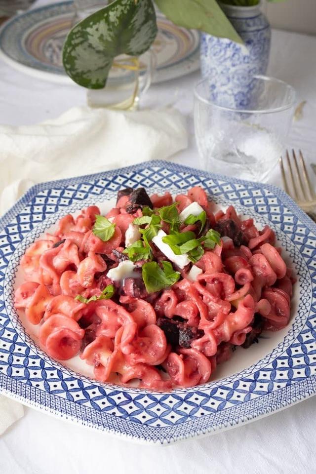 Pasta with Leftover Beetroot Hummus and Chèvre.