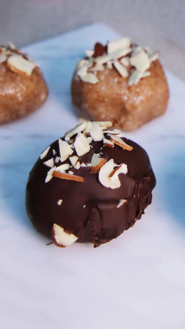 Easy Homemade Marzipan