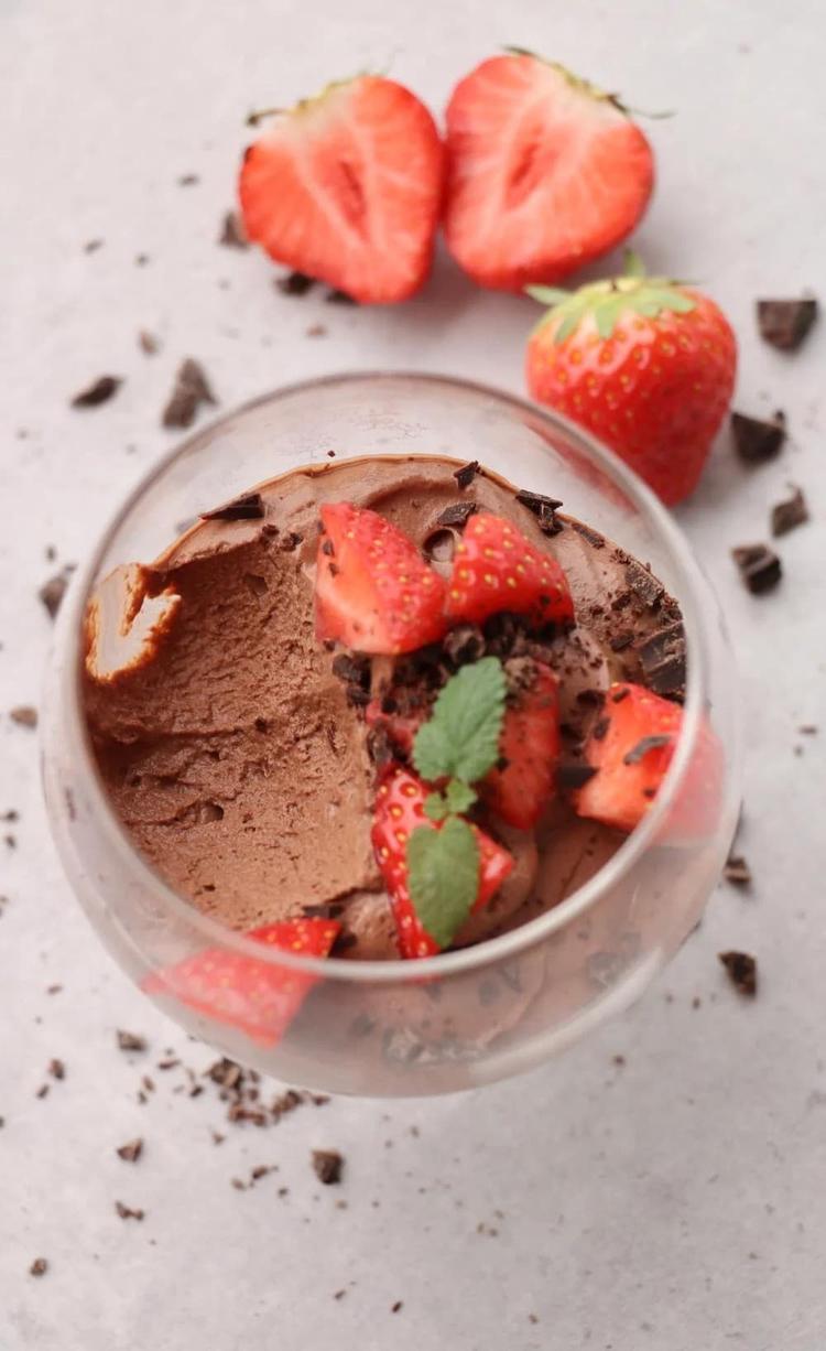 Simple Chocolate Mousse