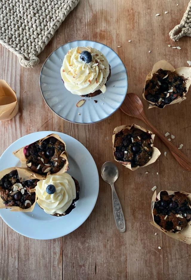 Bananmuffins med blåbær