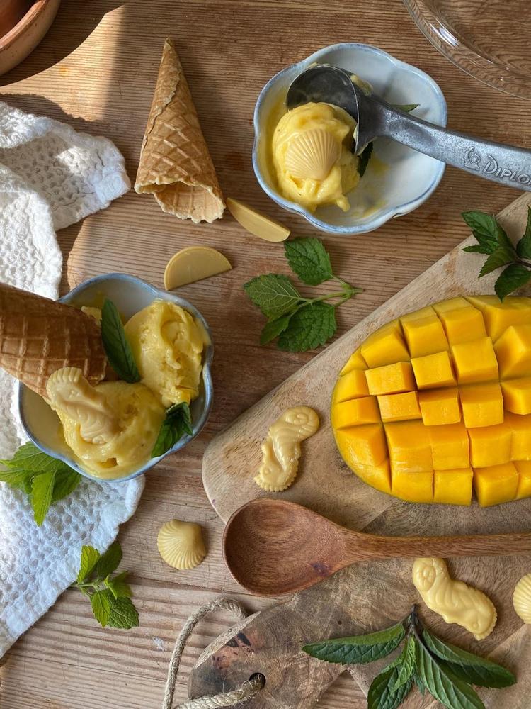 Mango Nicecream