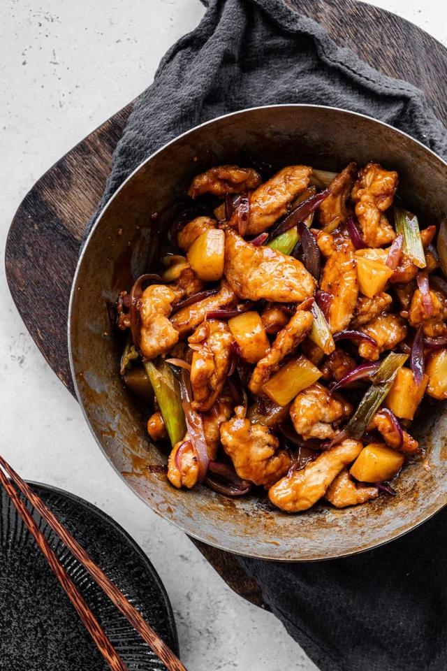 Kylling i sursøt saus