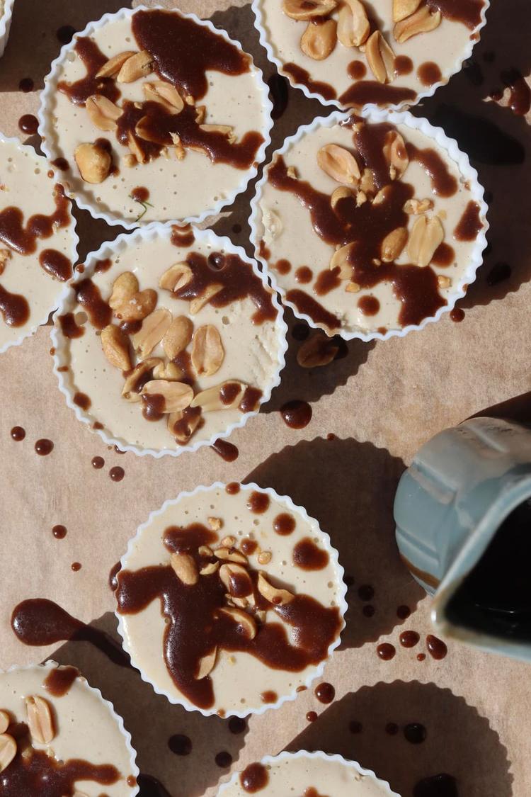 Rå veganske white choco cupcakes