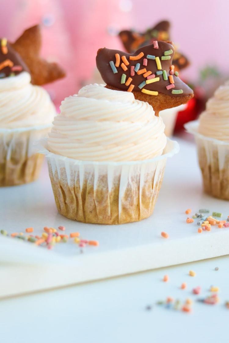 Kryddermuffins med ostekrem