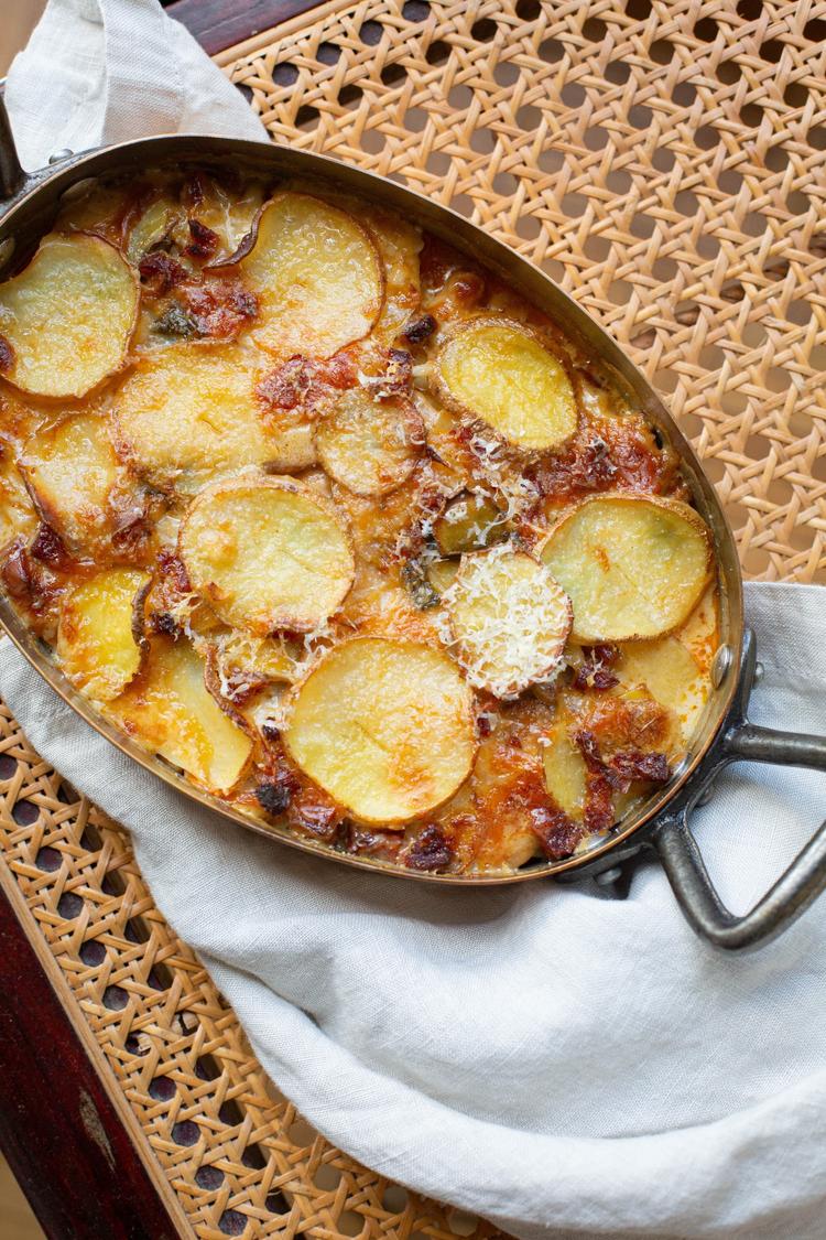 Potetgrateng med chorizo og scamorza