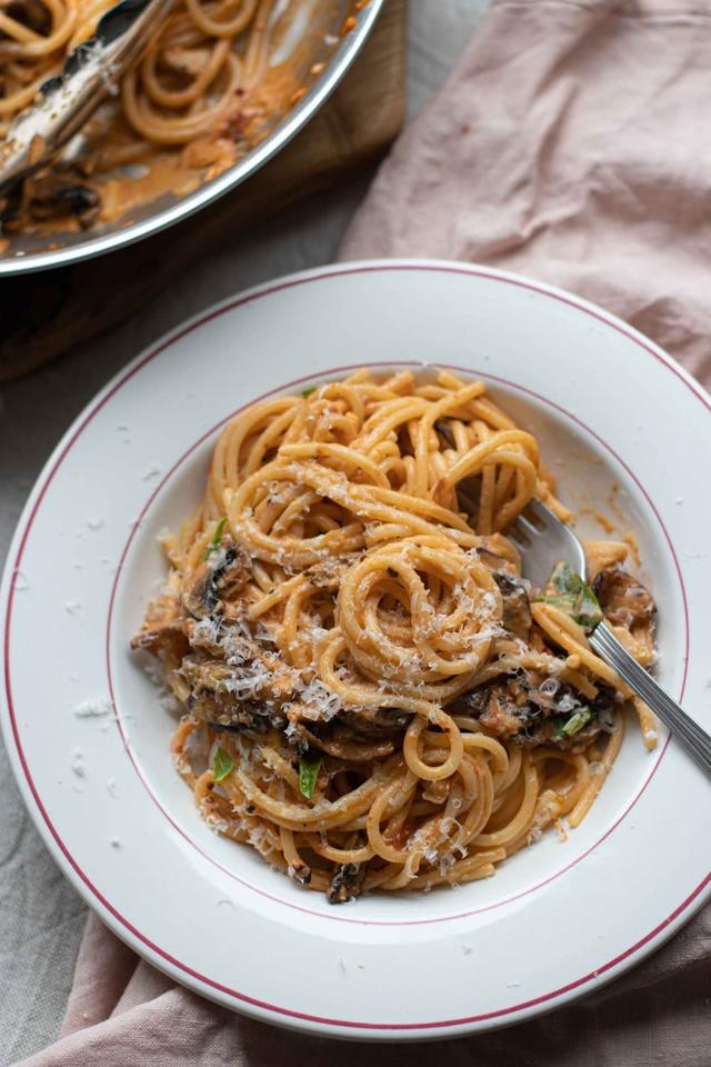 Spicy Creamy Mushroom Pasta