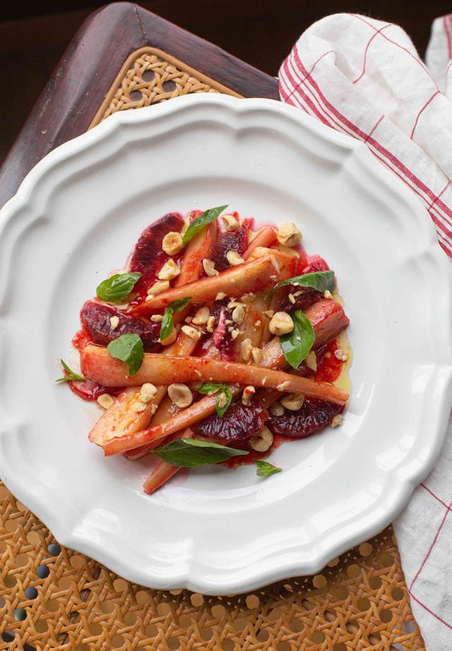 Pastinakk med appelsin, ingefær og ristede hasselnøtter