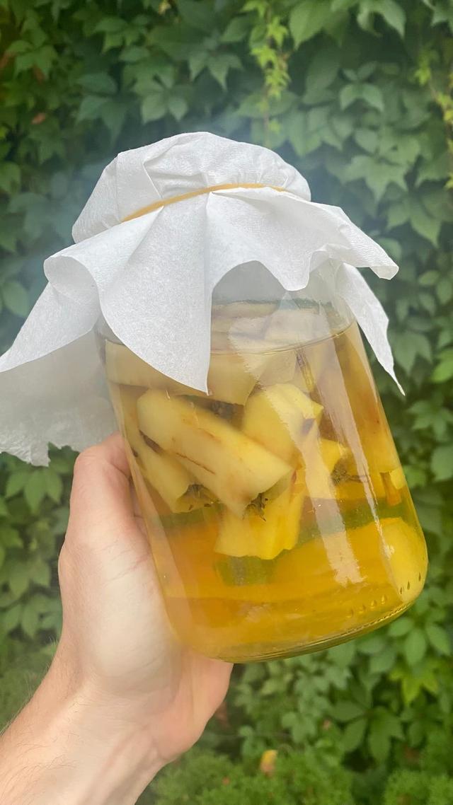 Homemade Apple Cider Vinegar