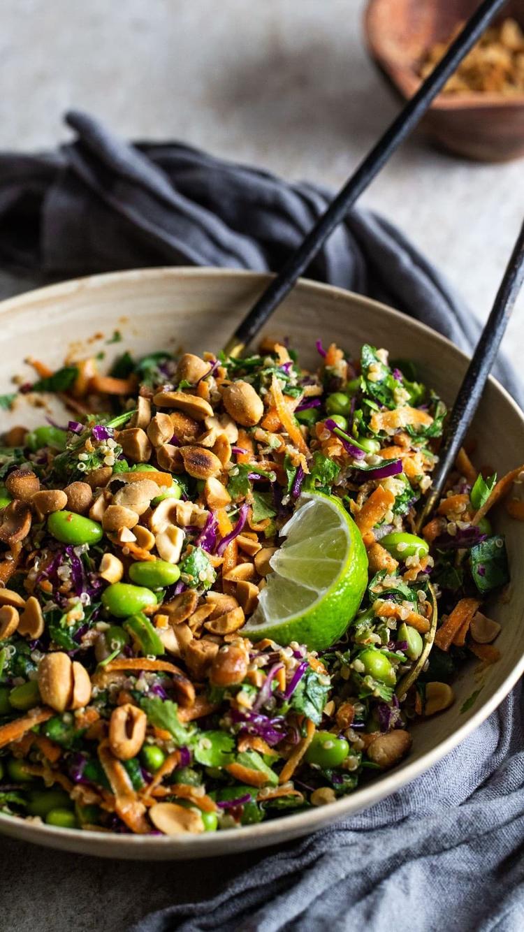 Crunchy edamame salat